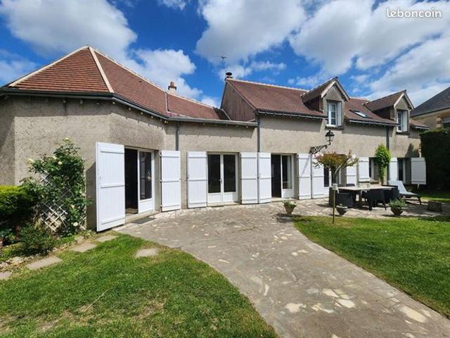 Maison 9 pièces 225 m²