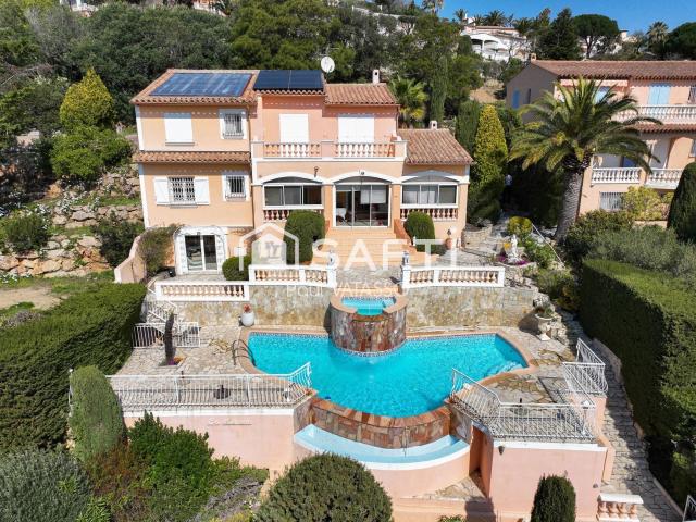 Maison 9 pièces 225 m²
