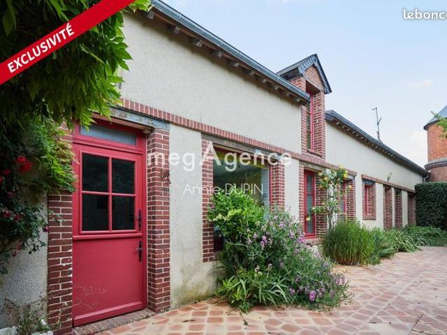 Maison 9 pièces 226 m²