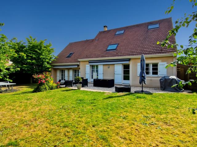 Maison 9 pièces 226 m²