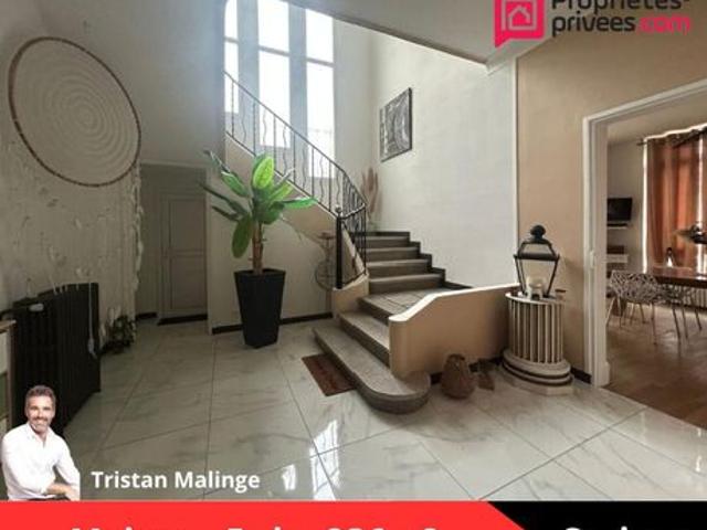 Maison 9 pièces 226 m²