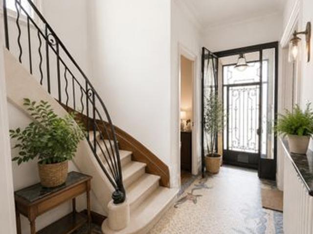 Maison 9 pièces 227 m²