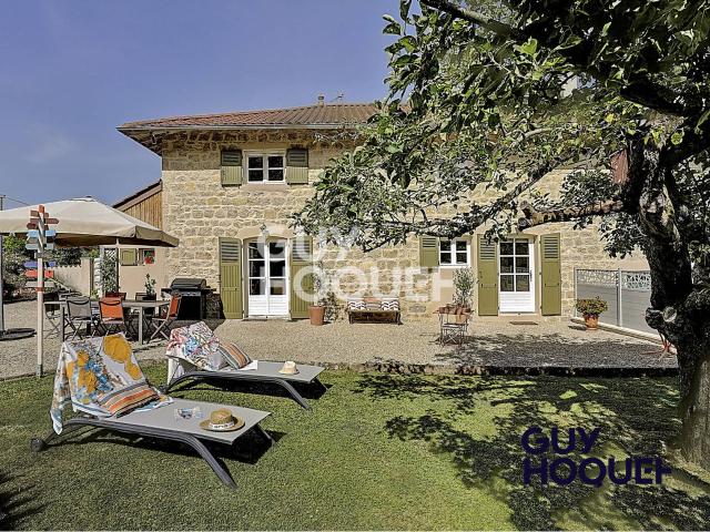 Maison 9 pièces 227 m²