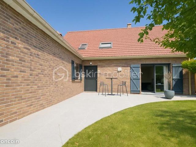 Maison 9 pièces 227 m²