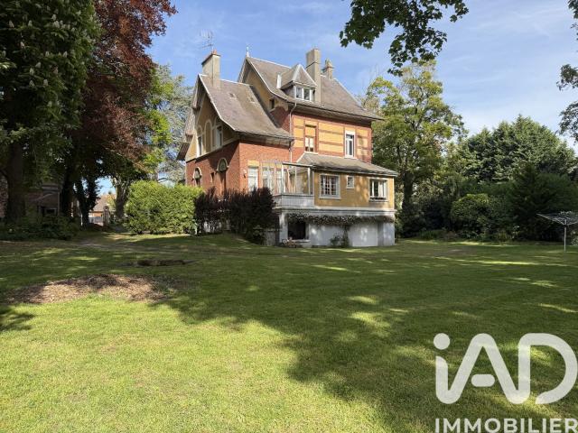 Maison 9 pièces 227 m²