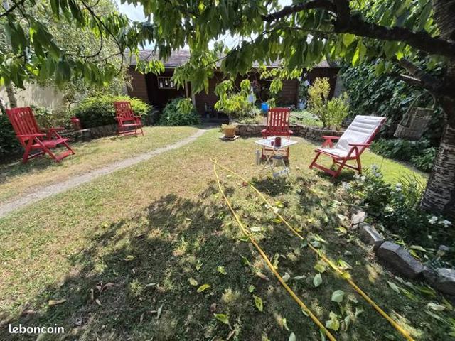 Maison 9 pièces 227 m²