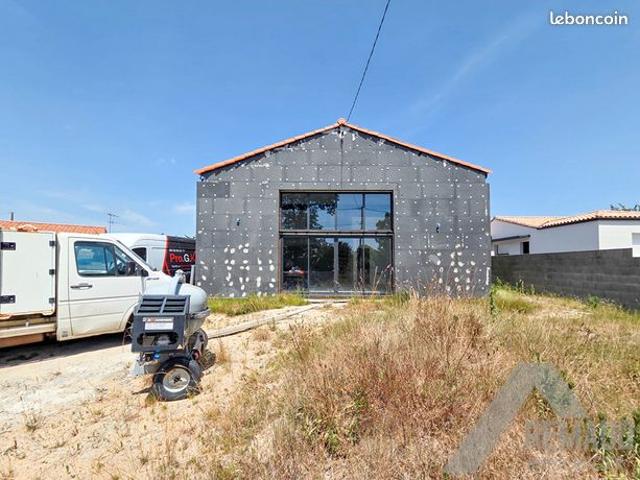 Maison 9 pièces 227 m²