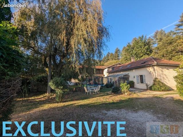 Maison 9 pièces 228 m²