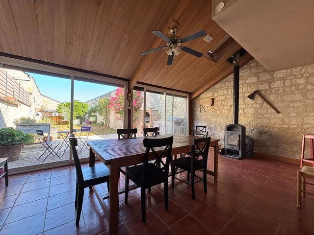 Maison 9 pièces 228 m²