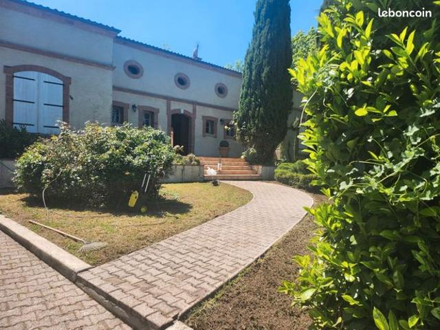 Maison 9 pièces 228 m²