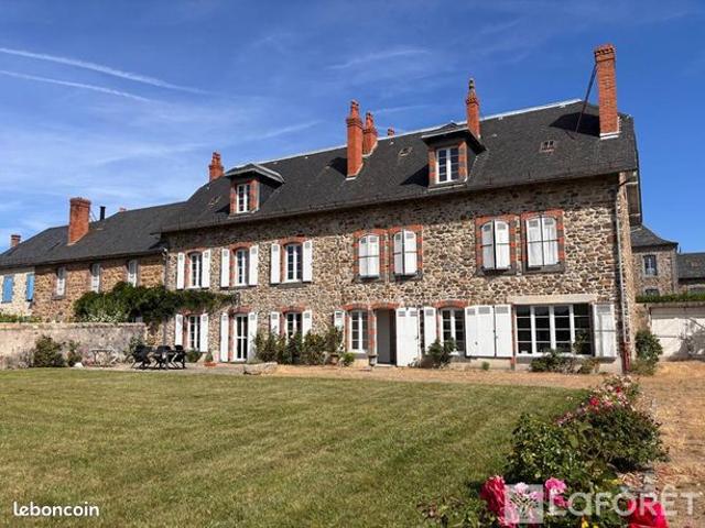 Maison 9 pièces 228 m²