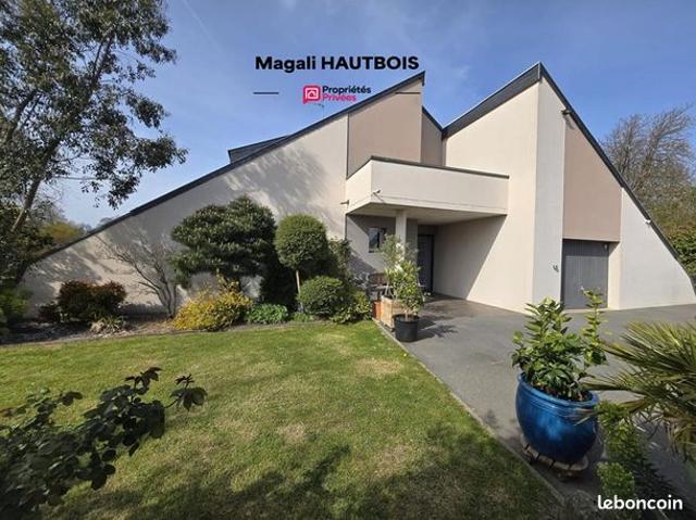 Maison 9 pièces 229 m²
