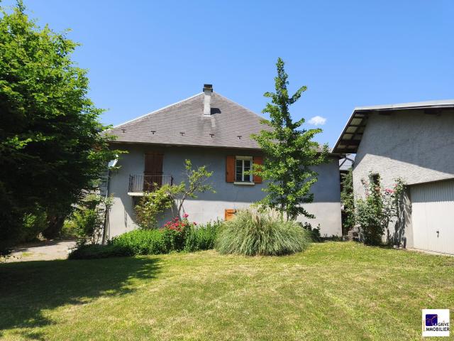 Maison 9 pièces 229 m²