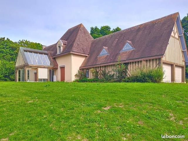Maison 9 pièces 229 m²
