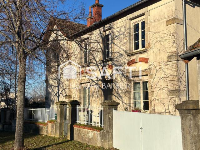 Maison 9 pièces 220 m²