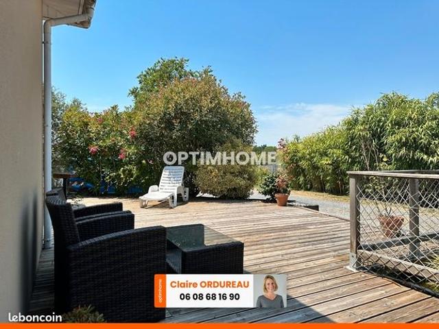 Maison 9 pièces 220 m²
