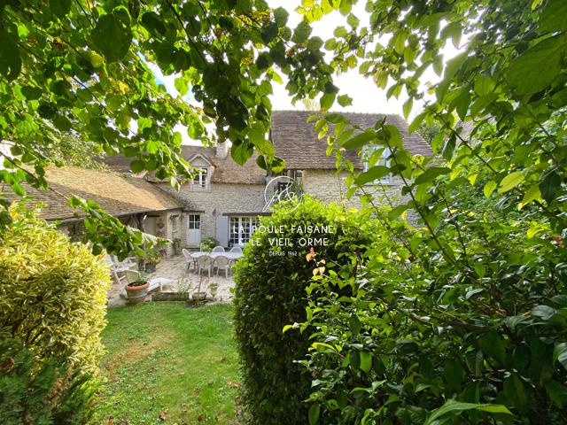Maison 9 pièces 220 m²