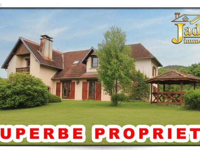 Maison 9 pièces 220 m²