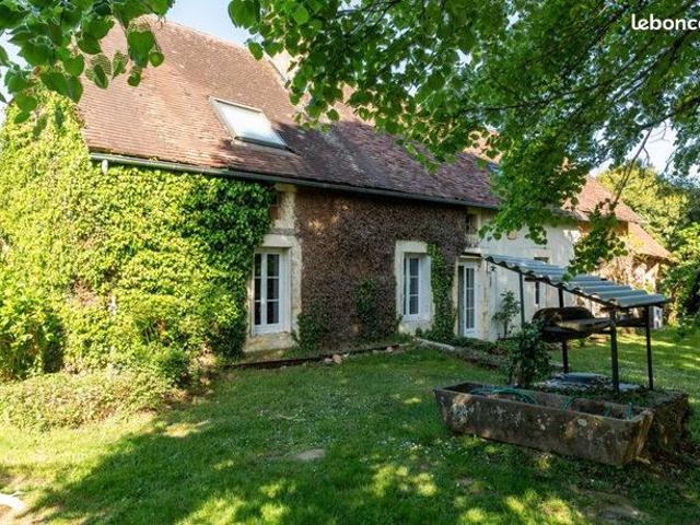 Maison 9 pièces 220 m²