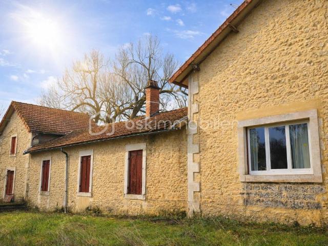 Maison 9 pièces 220 m²