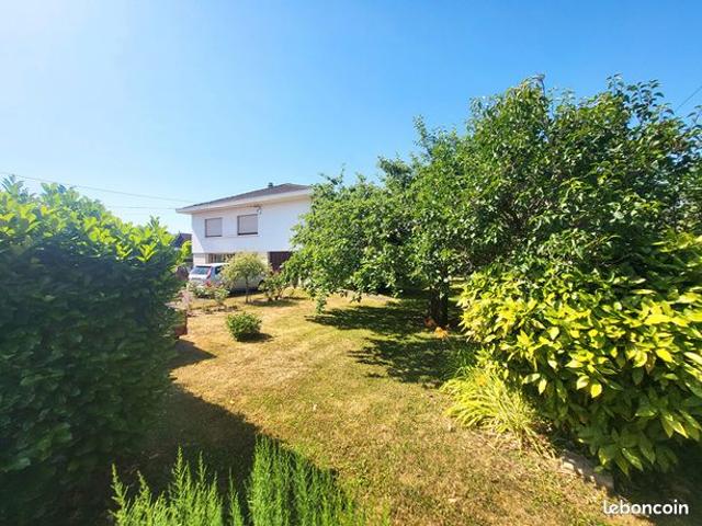 Maison 9 pièces 220 m²