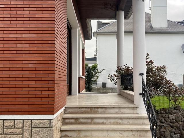 Maison 9 pièces 220 m²