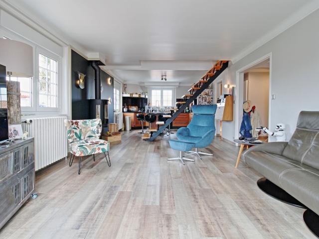 Maison 9 pièces 220 m²