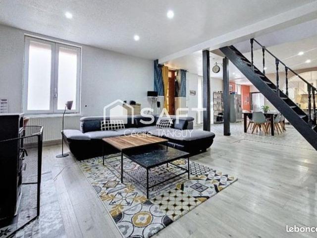 Maison 9 pièces 220 m²