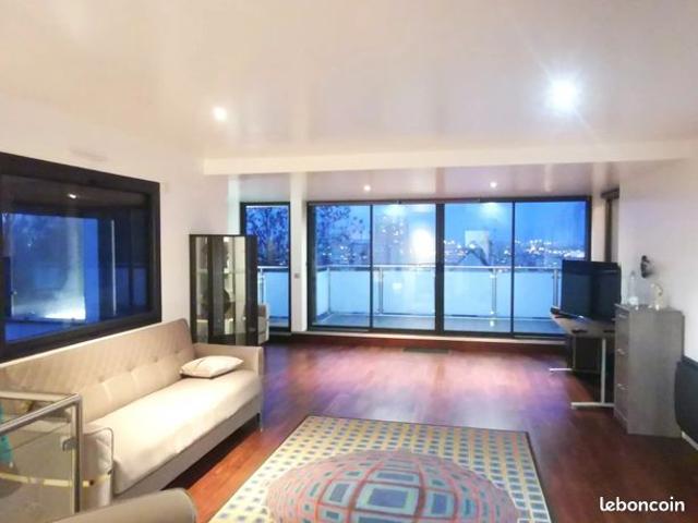Maison 9 pièces 220 m²