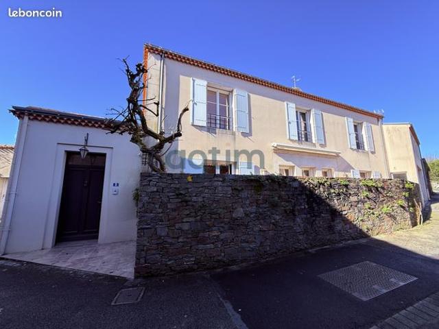 Maison 9 pièces 220 m²