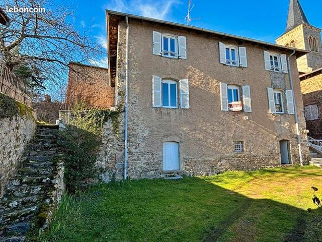 Maison 9 pièces 220 m²