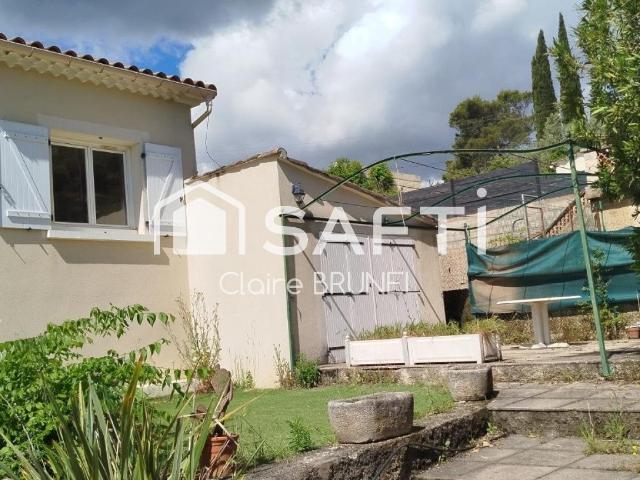 Maison 9 pièces 220 m²