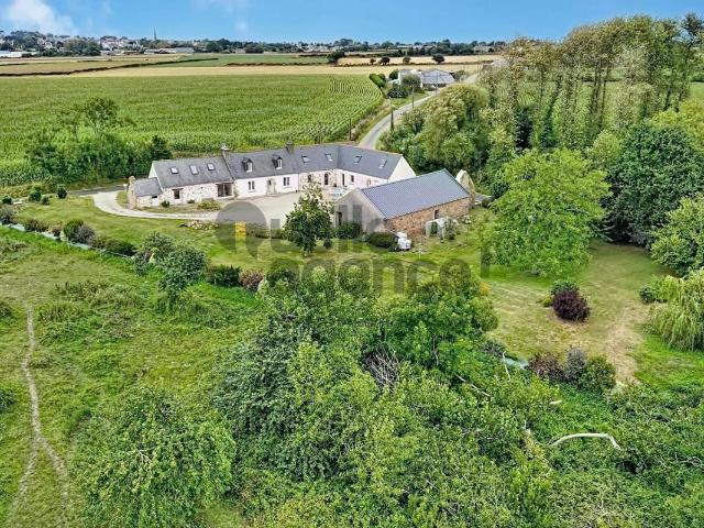 Maison 9 pièces 220 m²