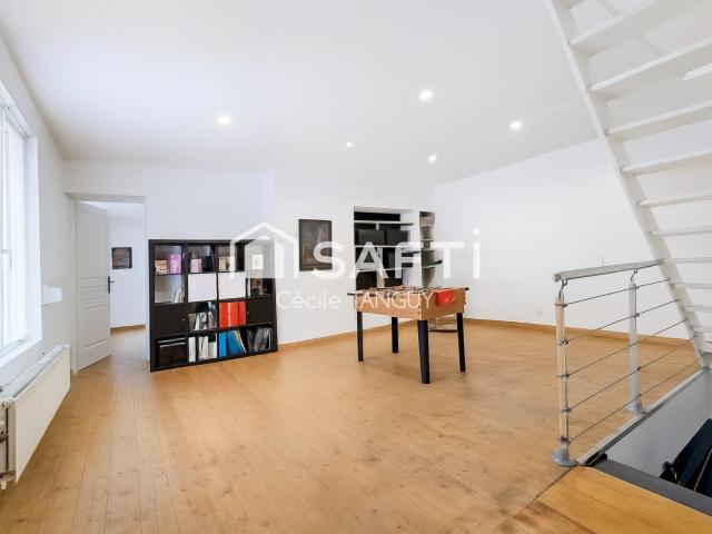 Maison 9 pièces 220 m²