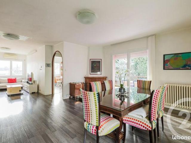 Maison 9 pièces 220 m²