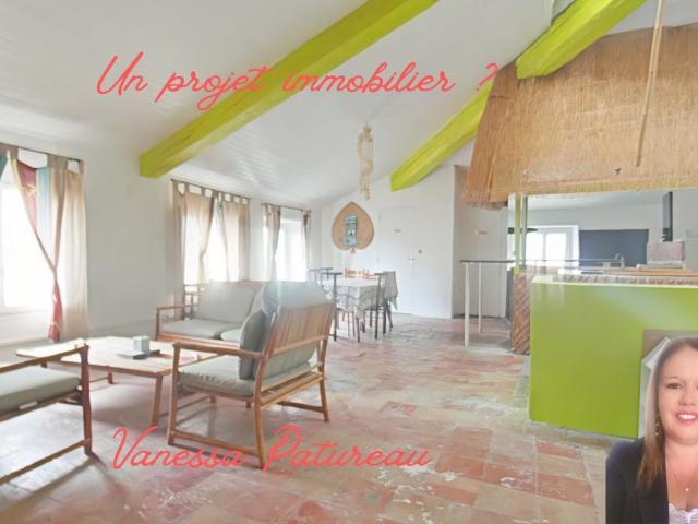 Maison 9 pièces 220 m²