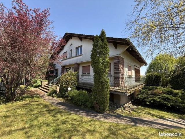 Maison 9 pièces 220 m²