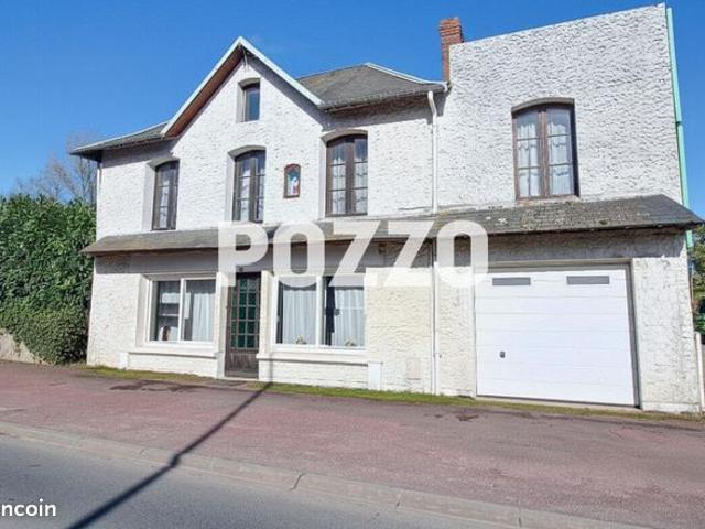Maison 9 pièces 221 m²