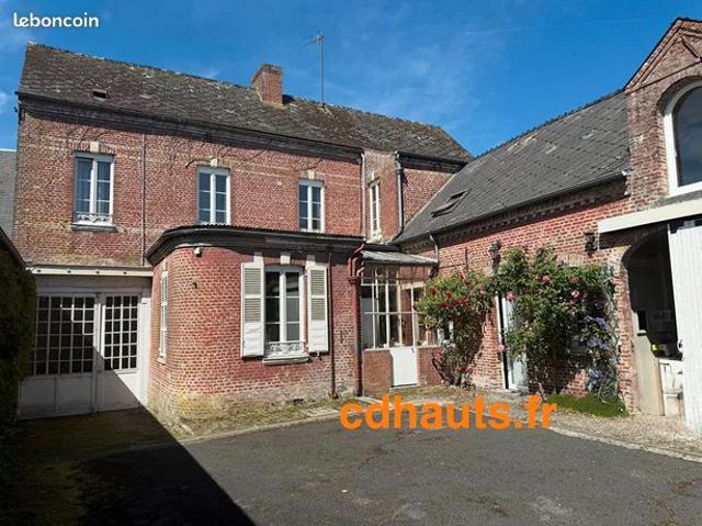 Maison 9 pièces 221 m²