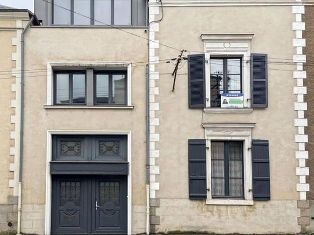 Maison 9 pièces 223 m²