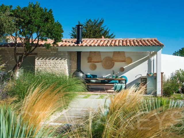 Maison 9 pièces 223 m²