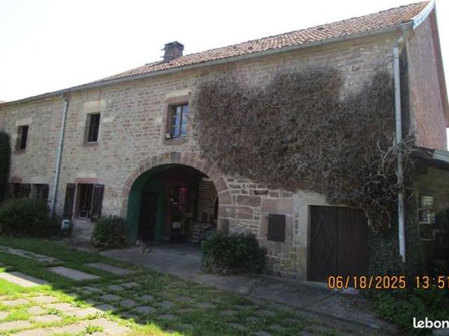 Maison 9 pièces 223 m²