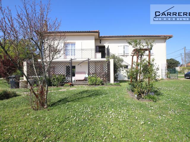 Maison 9 pièces 223 m²