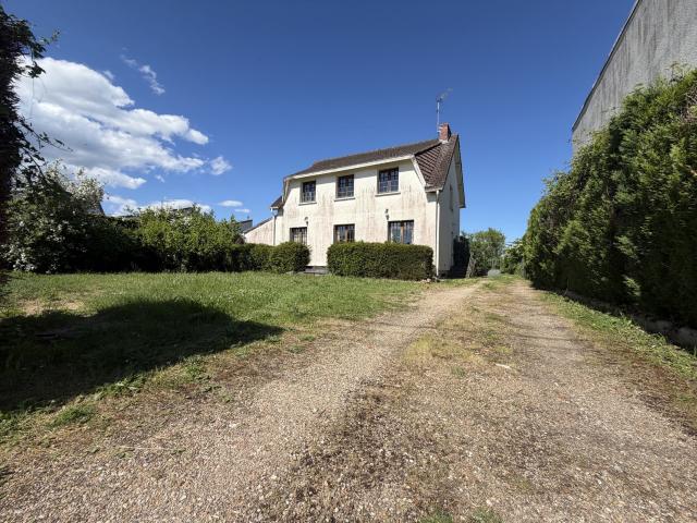 Maison 9 pièces 223 m²