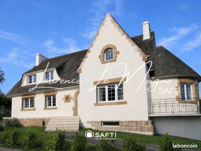 Maison 9 pièces 223 m²