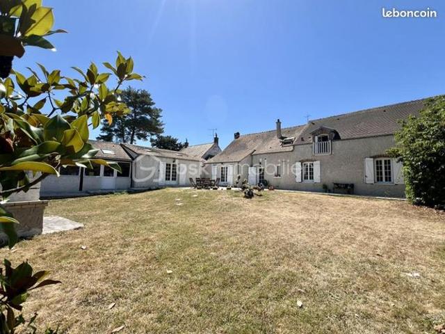 Maison 9 pièces 234 m²