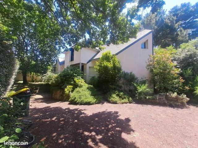 Maison 9 pièces 234 m²
