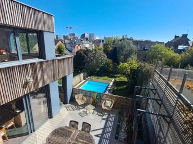 Maison 9 pièces 234 m²