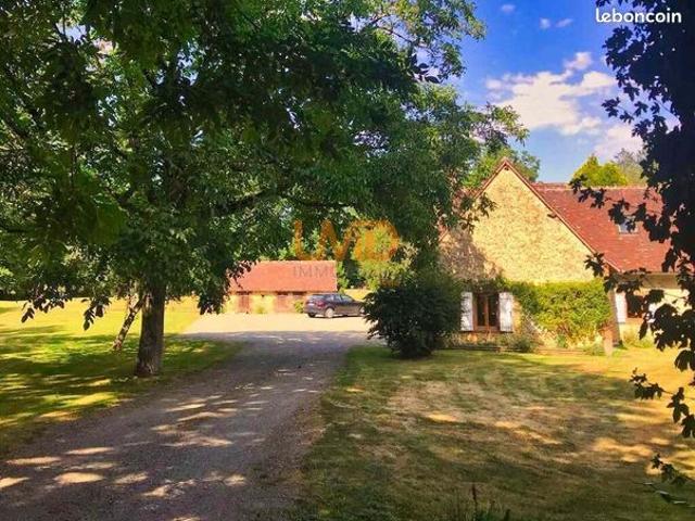 Maison 9 pièces 234 m²