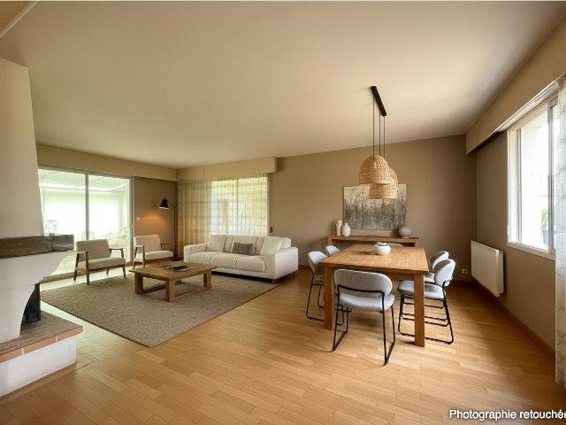 Maison 9 pièces 235 m²